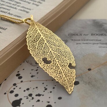 Könyvjelző (16534) - Lyukas Levél