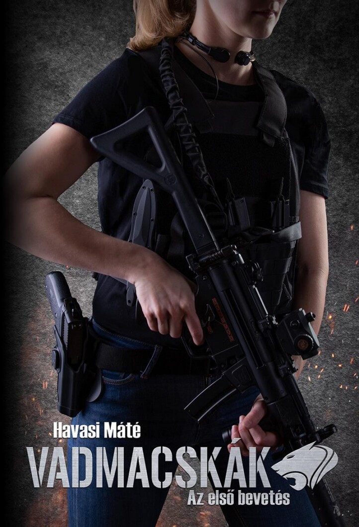 Vadmacskák - Az Első Bevetés