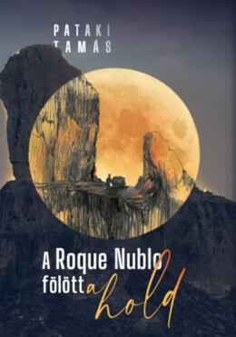 A Roque Nublo Fölött A Hold